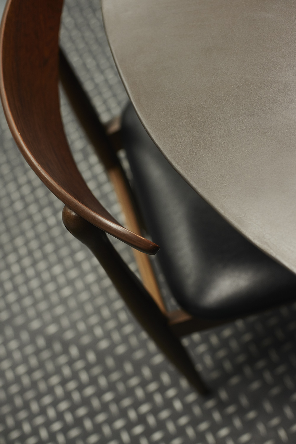 Good_Stuff_861_cool_workspace_office_design_interiors_graphic_london_detail_chair